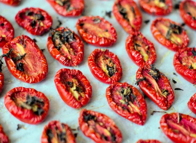 Sušená rajčata v troubě