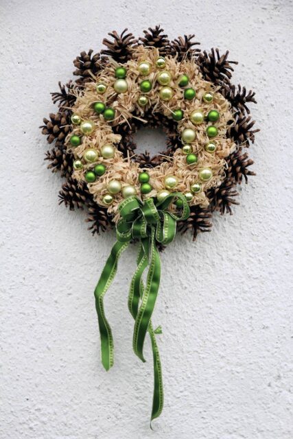 Šišky ve vánoční floristice