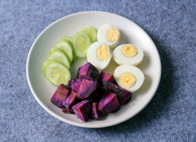 Brambory s barevnou dužninou