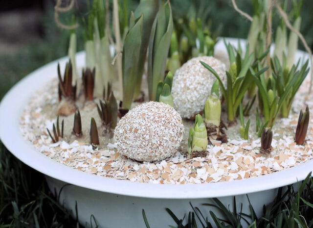 Velikonoční nádoba detail